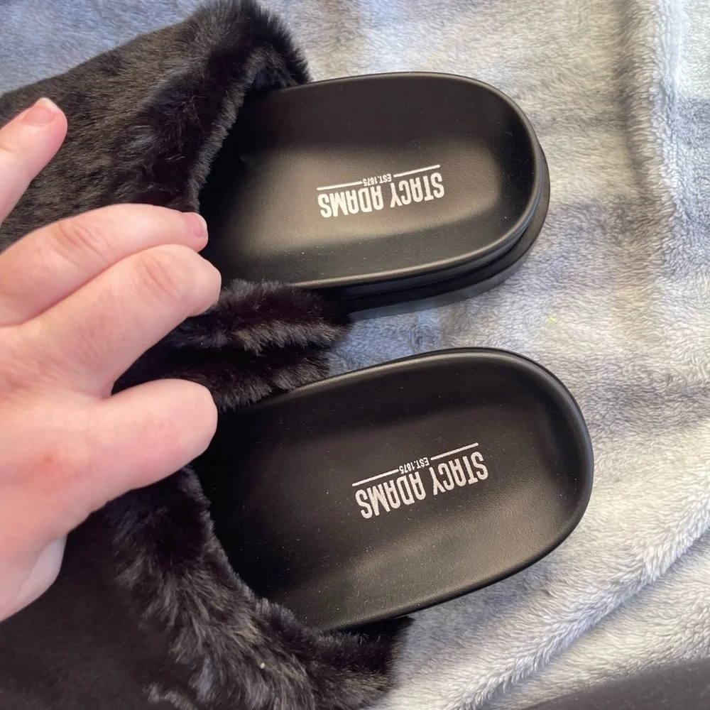 Stacy Adams NIB Montecito black slip on house shoes slippers
